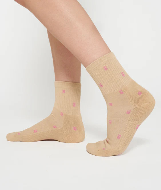 10DAYS SHORT SOCKS MEDAL