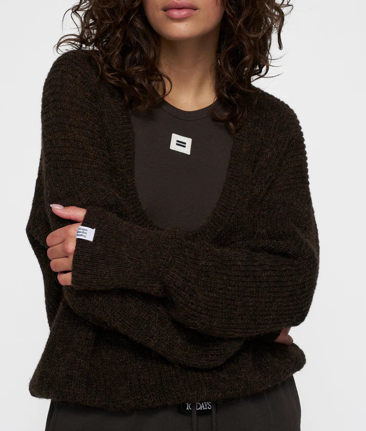10 DAYS DEEP NECK KNIT SWEATER