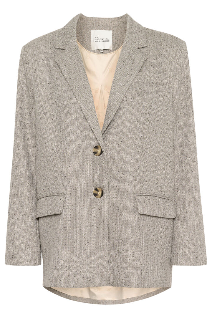 MY ESSENTIAL WARDROBE BLAZER EMMY