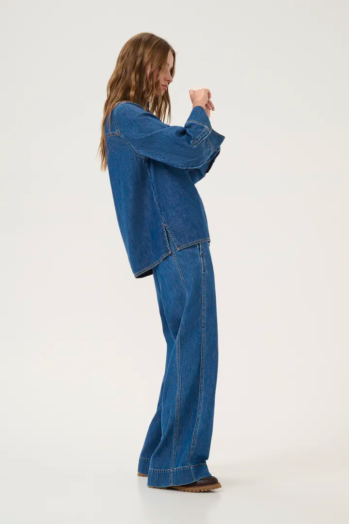 MY ESSENTIAL WARDROBE JEANS HILMA