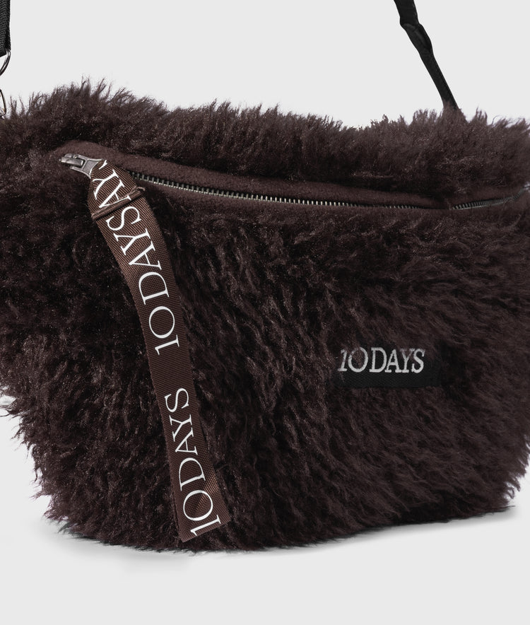 10DAYS HAIRY CROSS BODY BAG