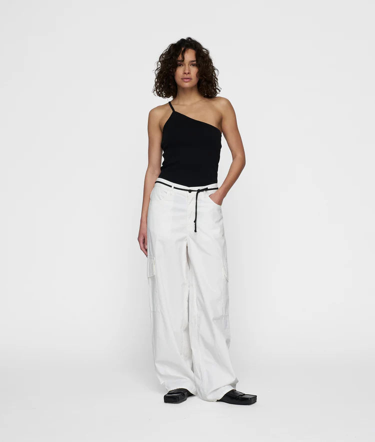 10 DAYS ONE SHOULDER BALLET TOP