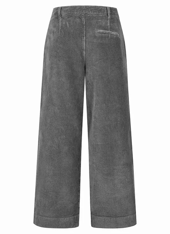 Gitta Banko Hose Chrissy