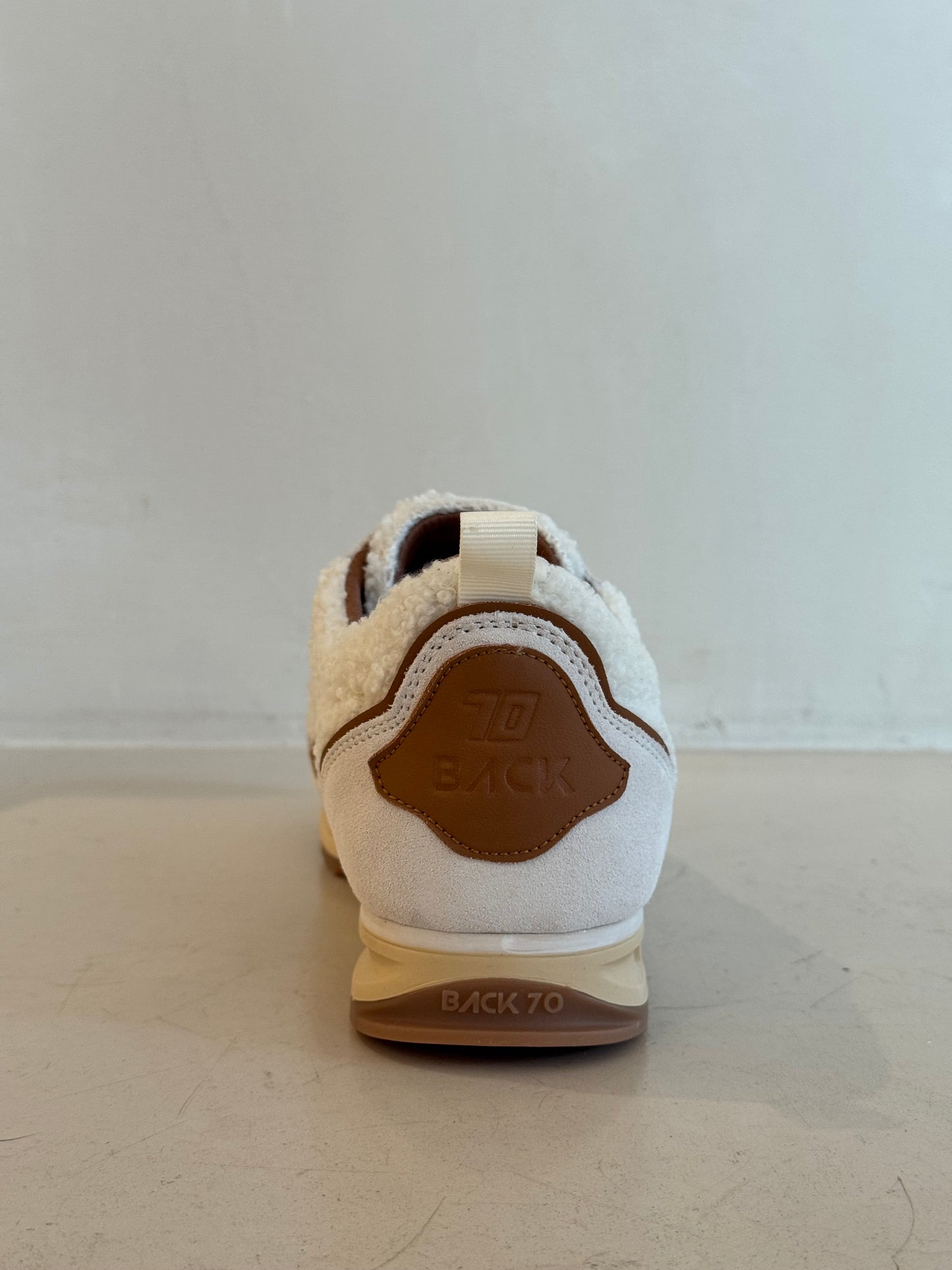 BACK70 JOGGER FT20 FUR MILK SUEDE ICE CUOIO 70