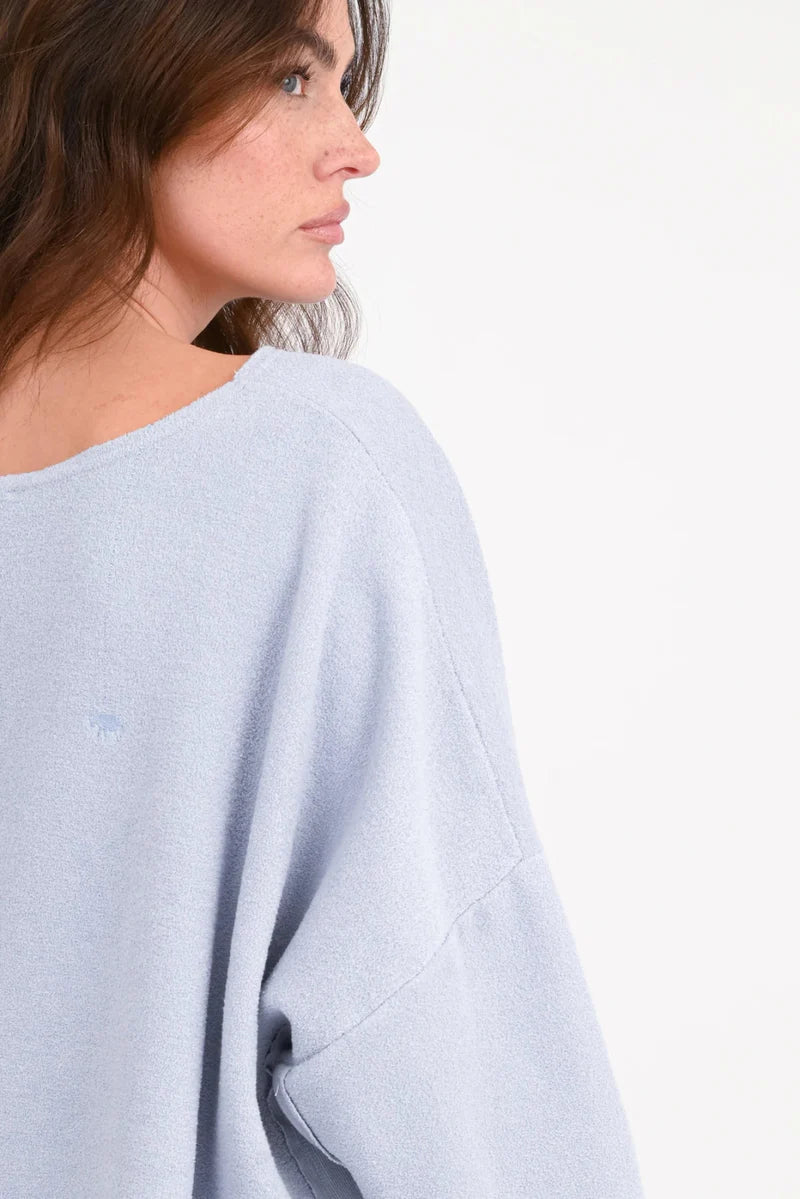 LOVE JOY VICTORY FROTTEE SWEATSHIRT HILDA