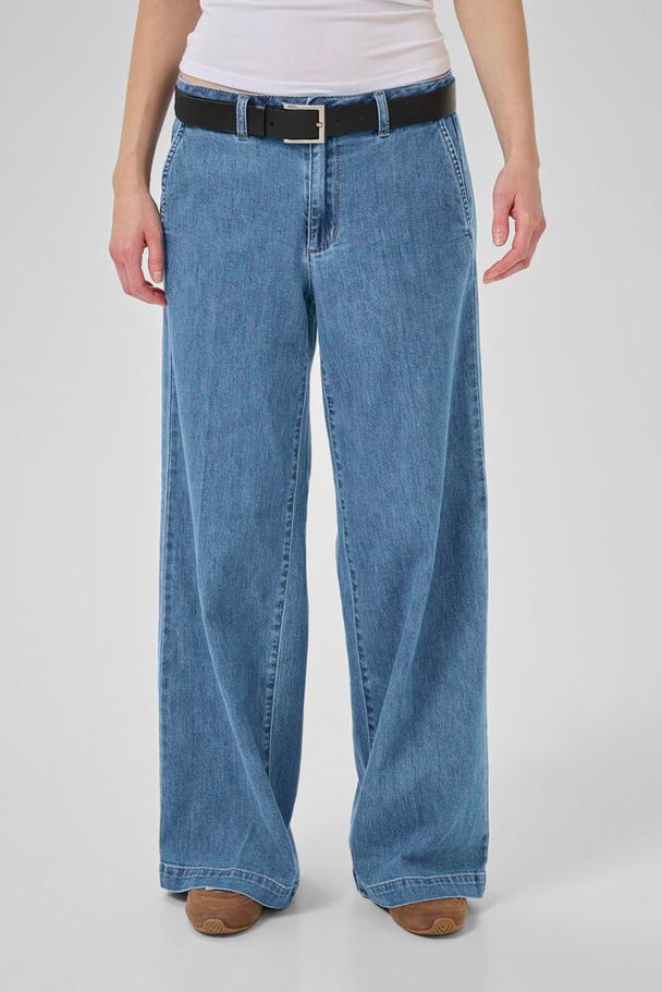MY ESSENTIAL WARDROBE JEANS SOFFI