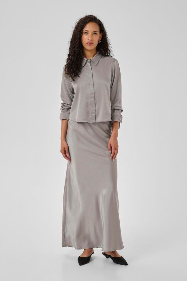MY ESSENTIAL WARDROBE ROCK ESTELLE