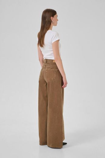 MY ESSENTIAL WARDROBE JEANS KARO