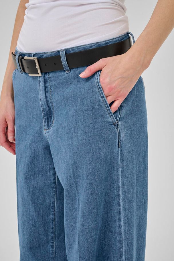MY ESSENTIAL WARDROBE JEANS SOFFI