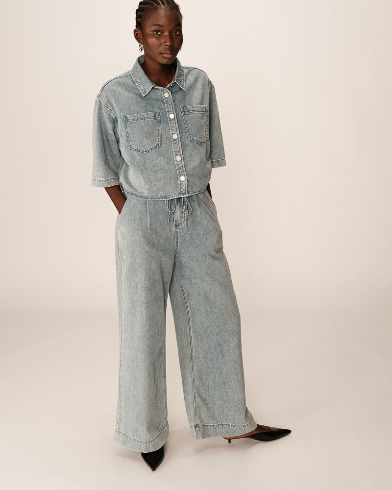 JEANS POMPON SKY BLUE - Grace & Mila