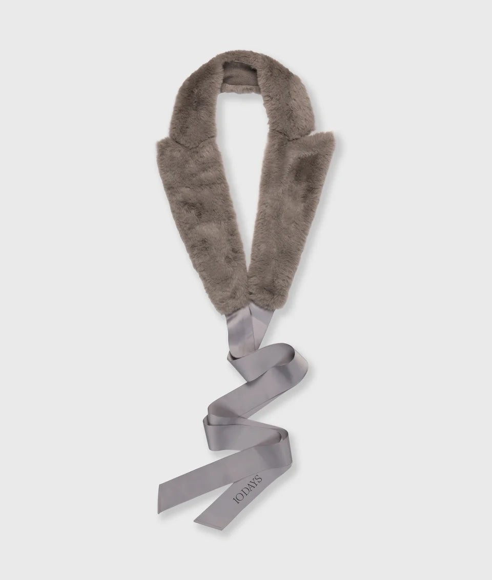 10DAYS FLUFFY SCARF