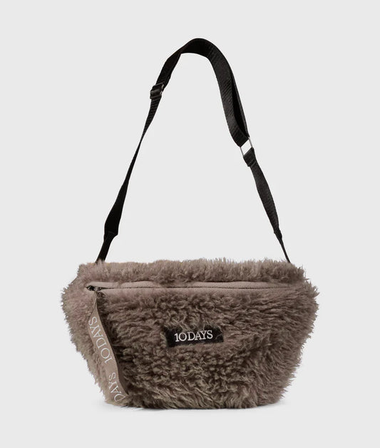 10DAYS HAIRY CROSS BODY BAG
