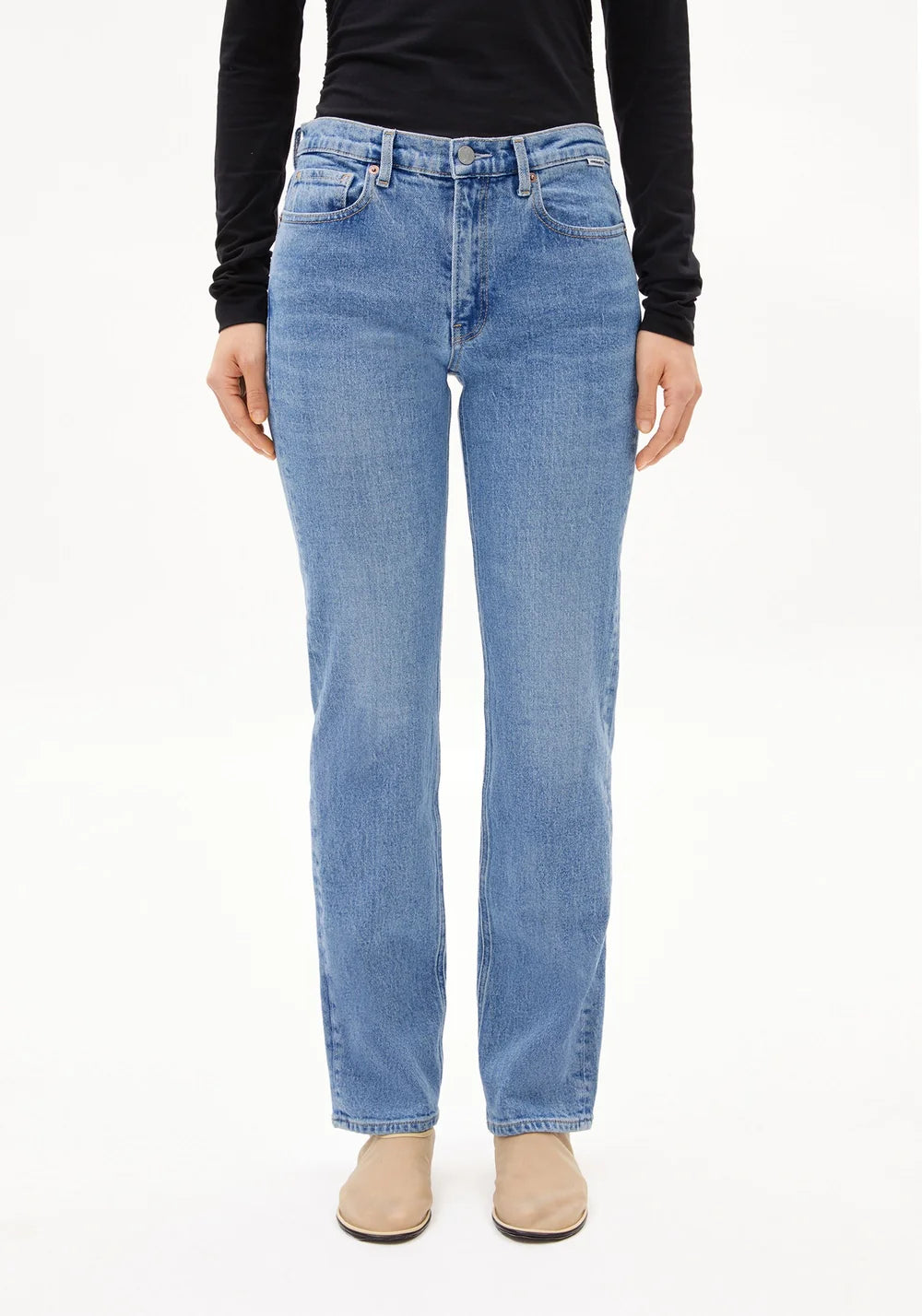 ARMEDANGELS CARENAA MID STRAIGHT JEANS