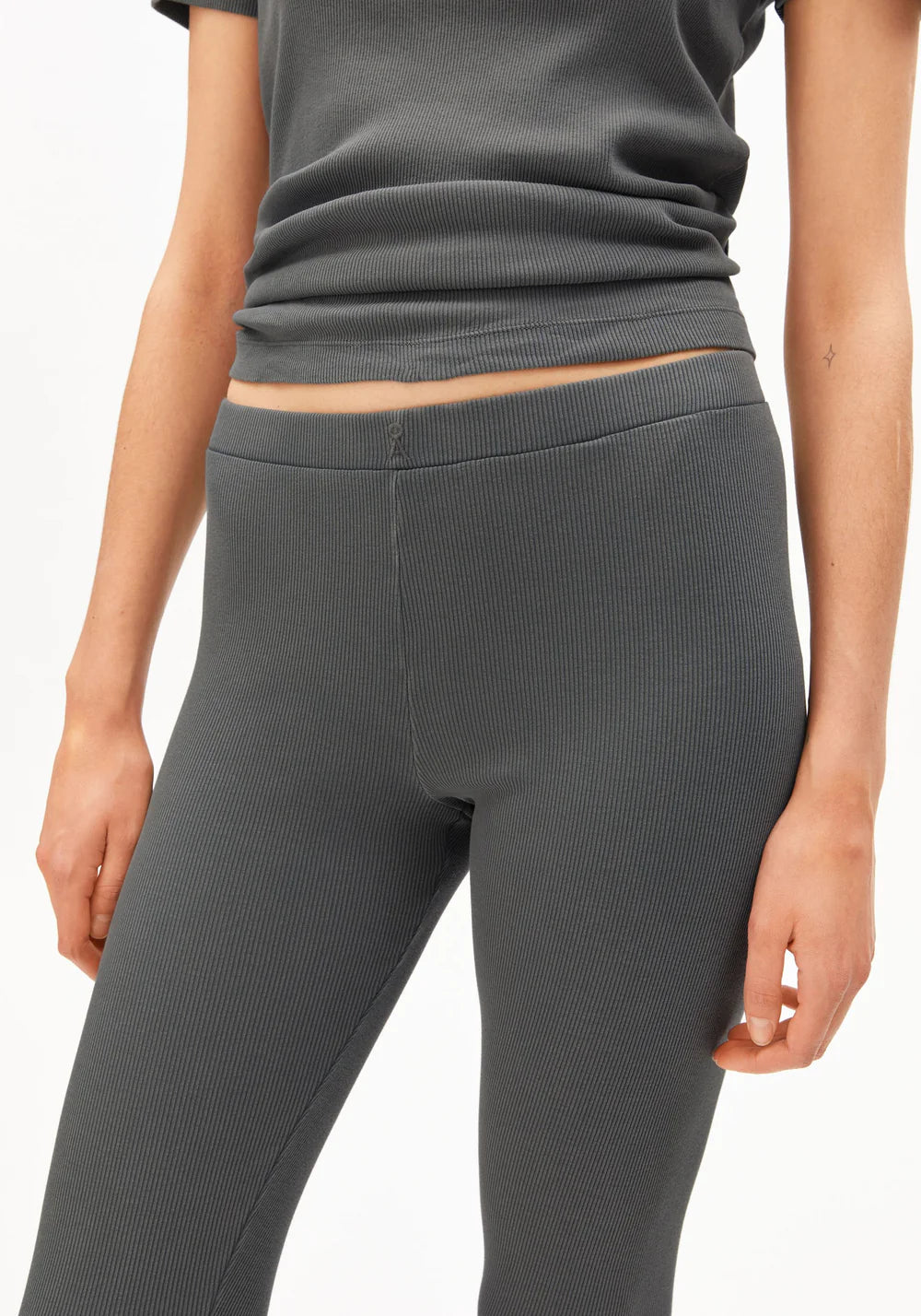 ARMEDANGELS GMT DYE RIPP-LEGGINGS