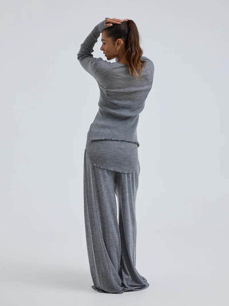 SEAMLESS BASIC WOOLEN CARDIGAN
