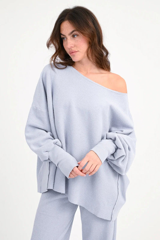 LOVE JOY VICTORY FROTTEE SWEATSHIRT HILDA