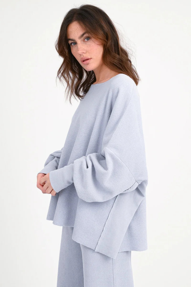 LOVE JOY VICTORY FROTTEE SWEATSHIRT HILDA