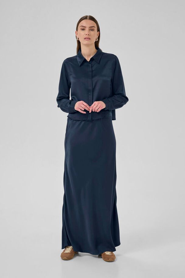 MY ESSENTIAL WARDROBE ROCK ESTELLE