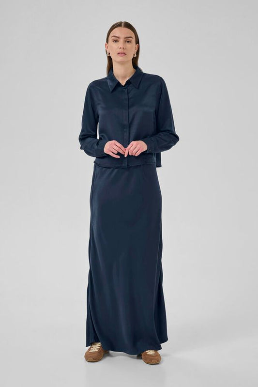 MY ESSENTIAL WARDROBE ROCK ESTELLE