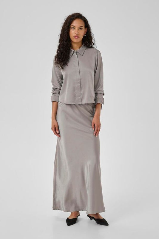 MY ESSENTIAL WARDROBE ROCK ESTELLE
