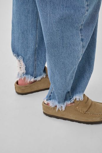 MY ESSENTIAL WARDROBE JEANS LUCY