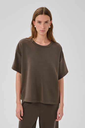 MY ESSENTIAL WARDROBE HELLE EMB BOXY TEE