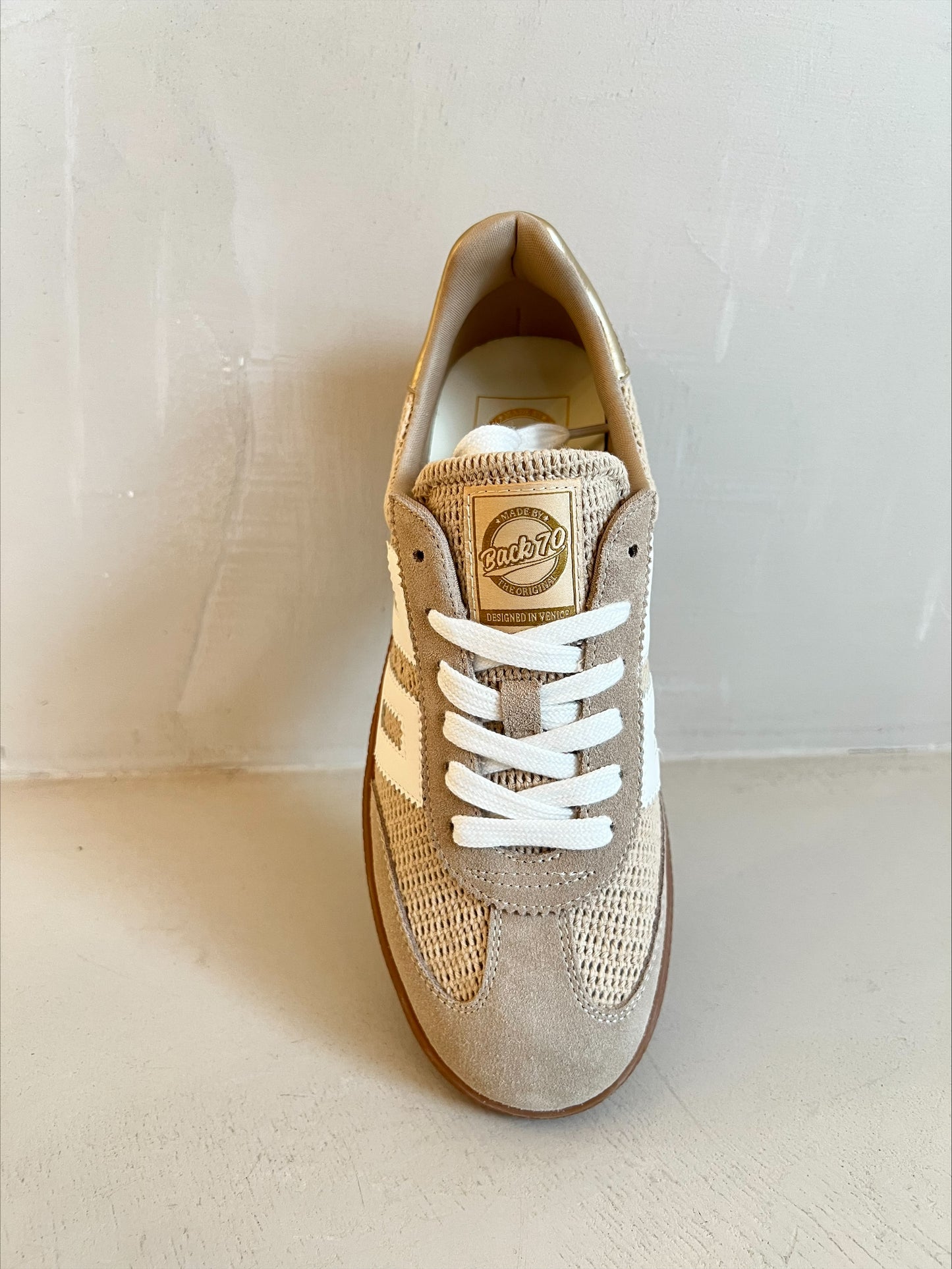 BACK70 GHOST C26-01 IUTA BEIGE